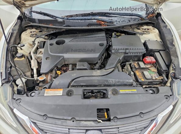 1N4AL3AP0HC130434 2017 NISSAN ALTIMA White Вид задньої частини салону