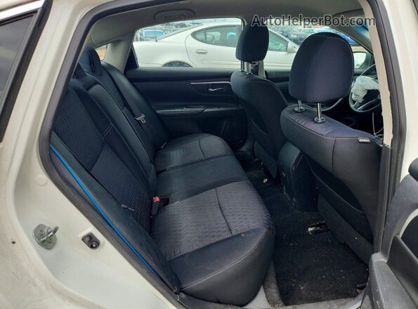 1N4AL3AP0HC180962 2017 NISSAN ALTIMA White Rear seats view