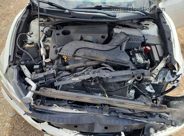 1N4AL3AP0HC180962 2017 NISSAN ALTIMA White Rear interior view