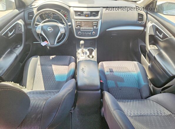 1N4AL3AP0HC186499 2017 NISSAN ALTIMA Silver Вид панелі приладів