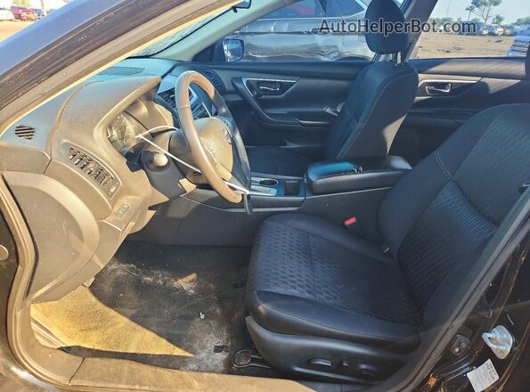 1N4AL3AP0HC233479 2017 NISSAN ALTIMA Черный Вид салона спереди