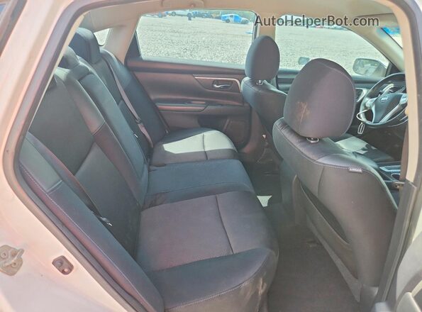 1N4AL3AP0HN324563 2017 NISSAN ALTIMA Белый Вид задних сидений