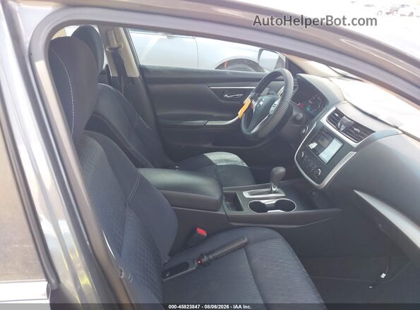1N4AL3AP0HN325244 2017 NISSAN ALTIMA Gray Вид салону спереду