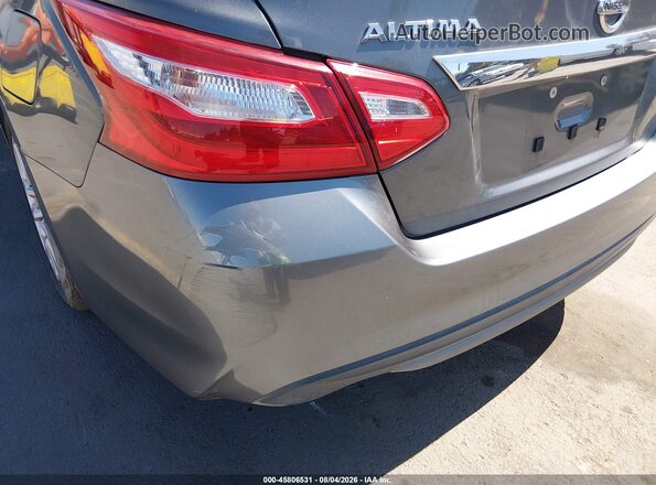 1N4AL3AP0HN330024 2017 NISSAN ALTIMA Gray Widok z przodu