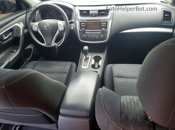 1N4AL3AP0JC127684 2018 NISSAN ALTIMA Красный Вид панели приборов