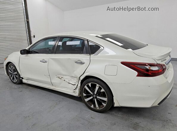 1N4AL3AP0JC138538 2018 NISSAN ALTIMA White Հետևի ձախ