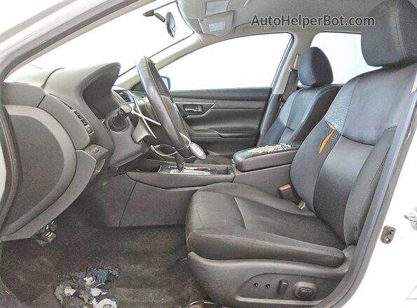 1N4AL3AP0JC138538 2018 NISSAN ALTIMA White Սալոնի դիմացի տեսք