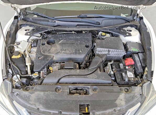 1N4AL3AP0JC138538 2018 NISSAN ALTIMA White Սալոնի հետևի տեսք