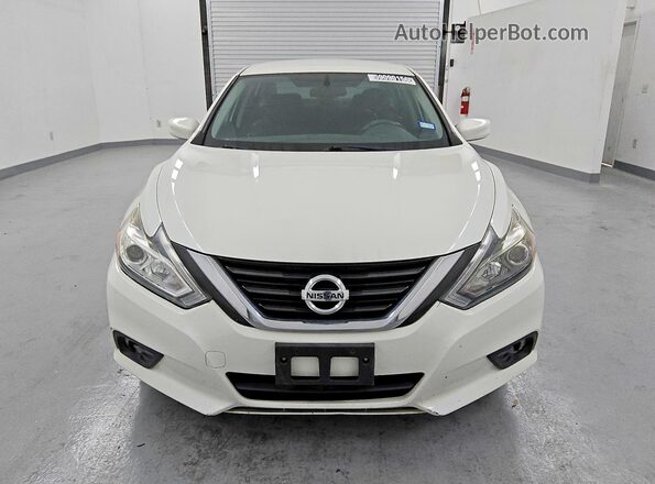 1N4AL3AP0JC138538 2018 NISSAN ALTIMA White Դիմացի տեսք