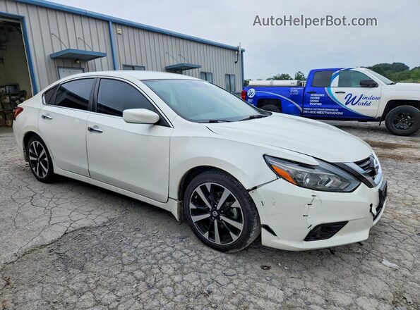 1N4AL3AP0JC140564 2018 NISSAN ALTIMA White Delantero derecho