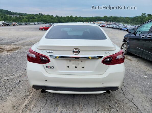 1N4AL3AP0JC140564 2018 NISSAN ALTIMA White Vista trasera