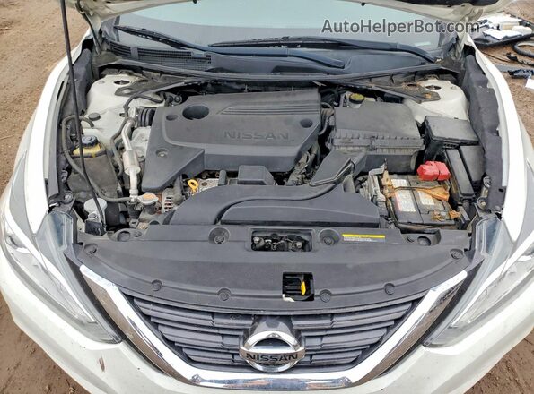 1N4AL3AP0JC172818 2018 NISSAN ALTIMA White Vista interior trasera