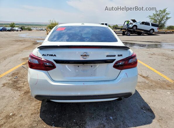 1N4AL3AP0JC258789 2018 NISSAN ALTIMA Белый Вид сзади