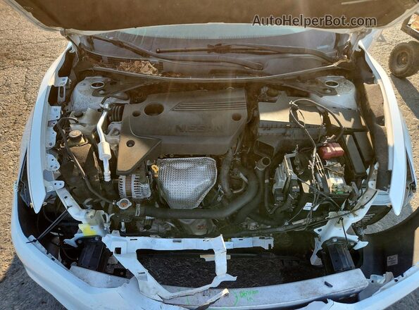 1N4AL3AP0JC474612 2018 NISSAN ALTIMA Белый Вид задней части салона
