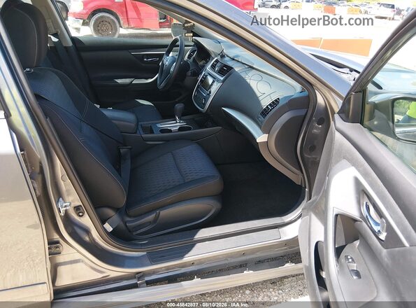1N4AL3AP1GC119831 2016 NISSAN ALTIMA Gray Widok wnętrza z przodu