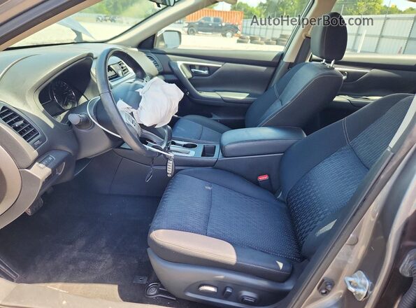 1N4AL3AP1GC143417 2016 NISSAN ALTIMA Gray Widok wnętrza z przodu