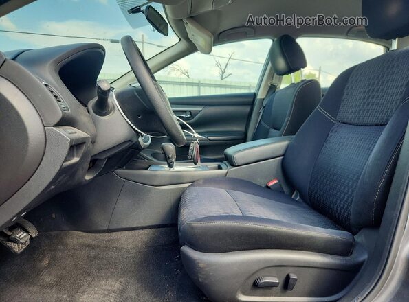 1N4AL3AP1GC209044 2016 NISSAN ALTIMA Gray Вид салону спереду