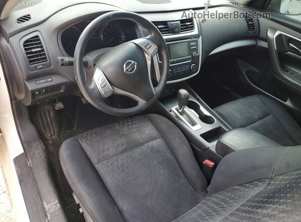 1N4AL3AP1GC236146 2016 NISSAN ALTIMA Белый Вид панели приборов