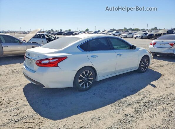 1N4AL3AP1HC162969 2017 NISSAN ALTIMA White Rear right