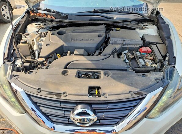 1N4AL3AP1HC264479 2017 NISSAN ALTIMA White Vista interior trasera
