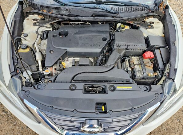 1N4AL3AP1HC483653 2017 NISSAN ALTIMA White Vista interior trasera