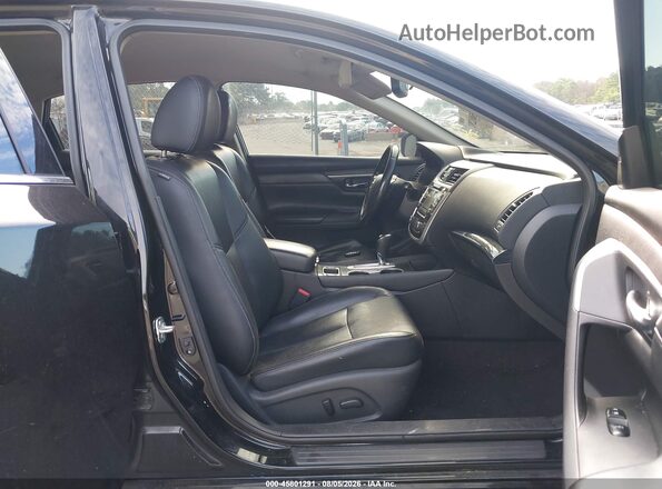 1N4AL3AP1JC143599 2018 NISSAN ALTIMA Black Вид салону спереду