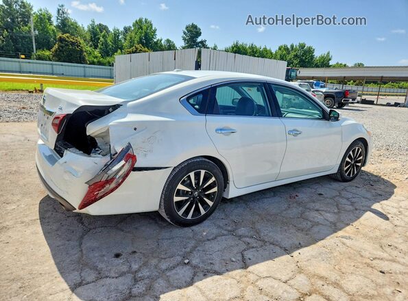 1N4AL3AP1JC171015 2018 NISSAN ALTIMA Белый Задняя правая четверть