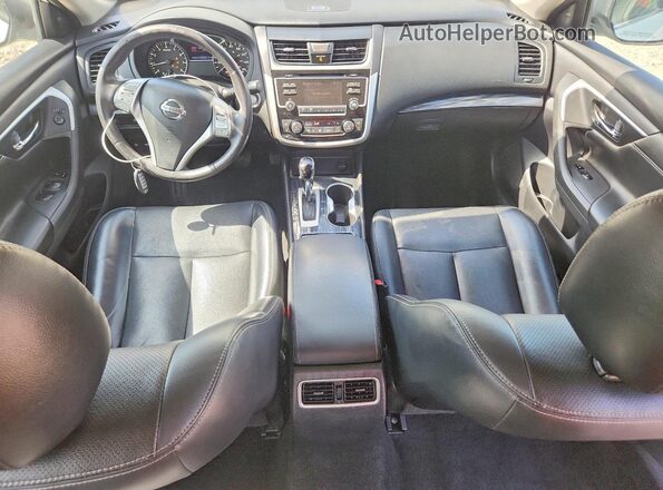 1N4AL3AP1JC171015 2018 NISSAN ALTIMA Белый Вид панели приборов