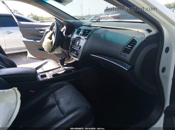 1N4AL3AP1JC188770 2018 NISSAN ALTIMA White წინა სალონის ხედი