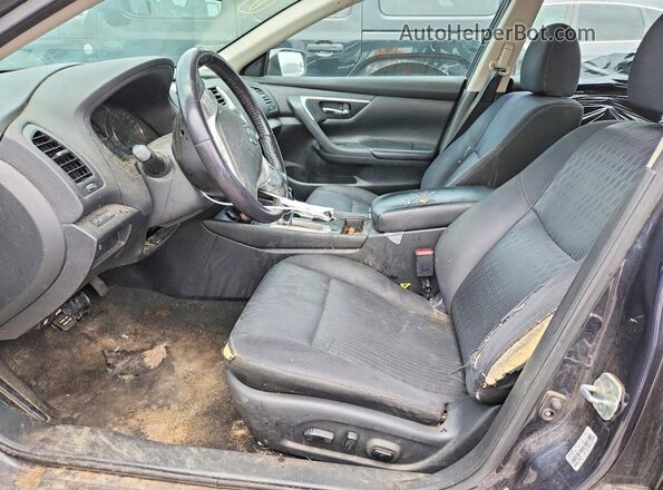 1N4AL3AP1JC240768 2018 NISSAN ALTIMA Black Вид салону спереду
