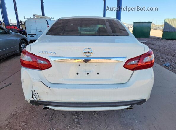 1N4AL3AP1JC249003 2018 NISSAN ALTIMA White უკანა ხედი