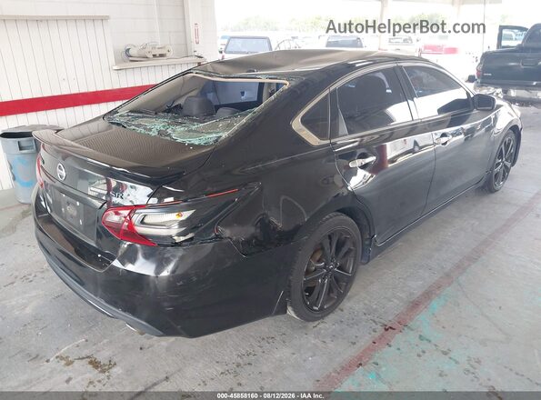1N4AL3AP1JC295849 2018 NISSAN ALTIMA Черный Задняя правая четверть