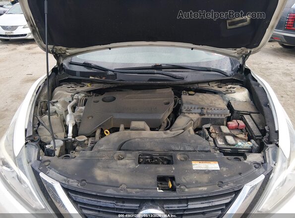 1N4AL3AP1JC474618 2018 NISSAN ALTIMA White Widok z tyłu