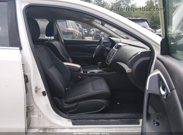 1N4AL3AP1JC474618 2018 NISSAN ALTIMA White Widok wnętrza z przodu
