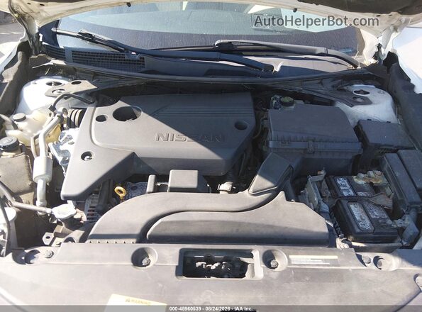 1N4AL3AP2GC110510 2016 NISSAN ALTIMA White Rear view