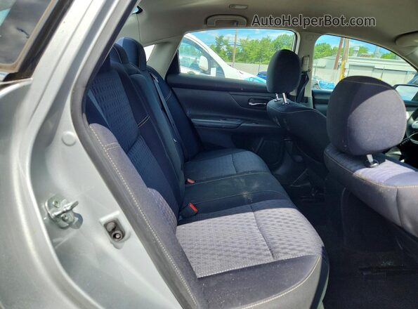 1N4AL3AP2GC167788 2016 NISSAN ALTIMA Silver Rear seats view