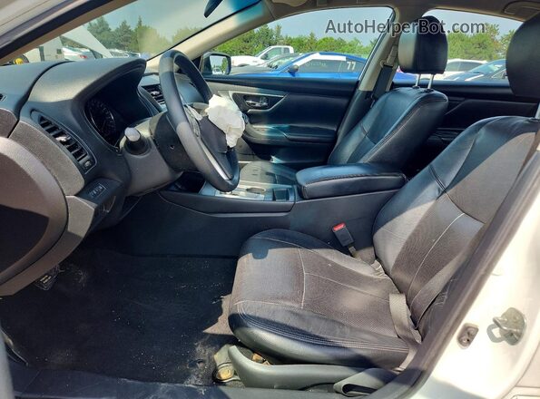 1N4AL3AP2GN312428 2016 NISSAN ALTIMA Белый Вид салона спереди