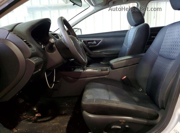 1N4AL3AP2GN325857 2016 NISSAN ALTIMA Silver Widok wnętrza z przodu