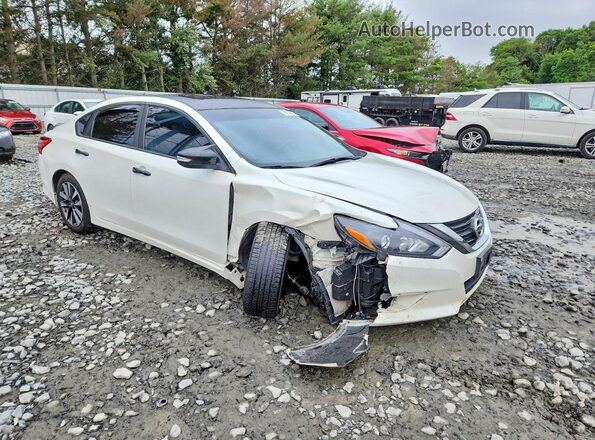 1N4AL3AP2HC129477 2017 NISSAN ALTIMA White Delantero derecho