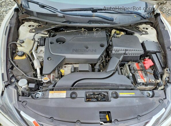1N4AL3AP2HC129477 2017 NISSAN ALTIMA White Vista interior trasera
