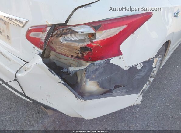 1N4AL3AP2HC140382 2017 NISSAN ALTIMA Белый Вид спереди