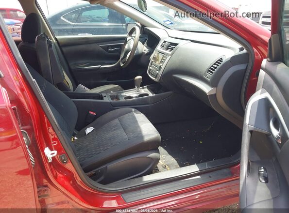 1N4AL3AP2HC231796 2017 NISSAN ALTIMA Красный Вид салона спереди