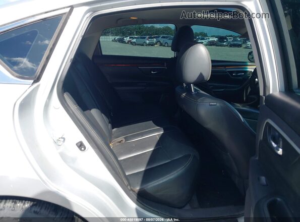 1N4AL3AP2HC252485 2017 NISSAN ALTIMA Silver Widok naklejki z numerem VIN