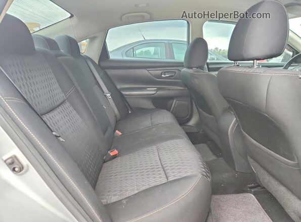 1N4AL3AP2HC273210 2017 NISSAN ALTIMA Silver Widok tylnych siedzeń