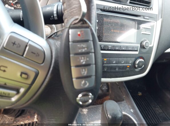 1N4AL3AP2HC496363 2017 NISSAN ALTIMA Black Dashboard view