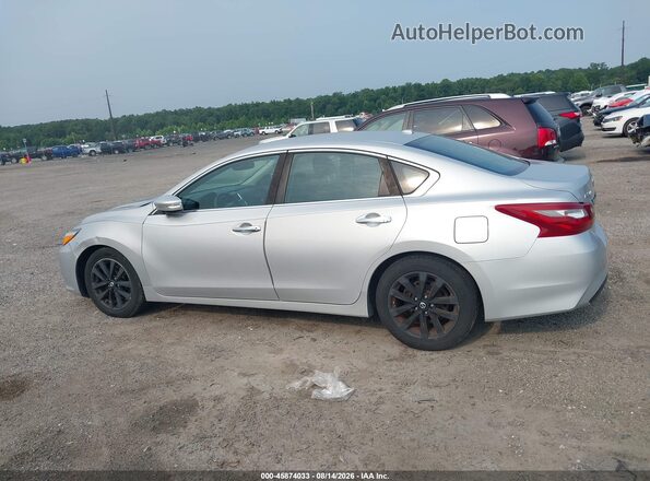 1N4AL3AP2JC136208 2018 NISSAN ALTIMA Silver Панорамний вид салону 360°