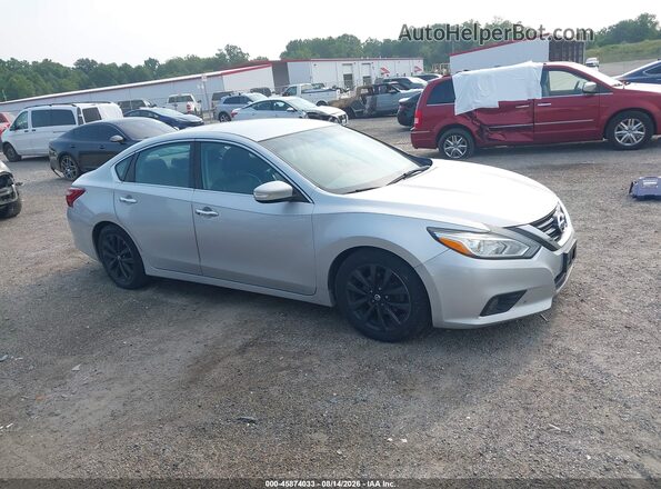 1N4AL3AP2JC136208 2018 NISSAN ALTIMA Silver Вид задньої частини салону