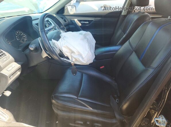 1N4AL3AP2JC162243 2018 NISSAN ALTIMA Black Widok wnętrza z przodu