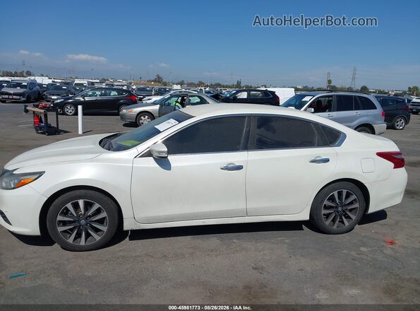1N4AL3AP2JC190804 2018 NISSAN ALTIMA White Панорамний вид салону 360°