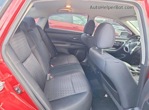 1N4AL3AP2JC191242 2018 NISSAN ALTIMA Red Rear seats view